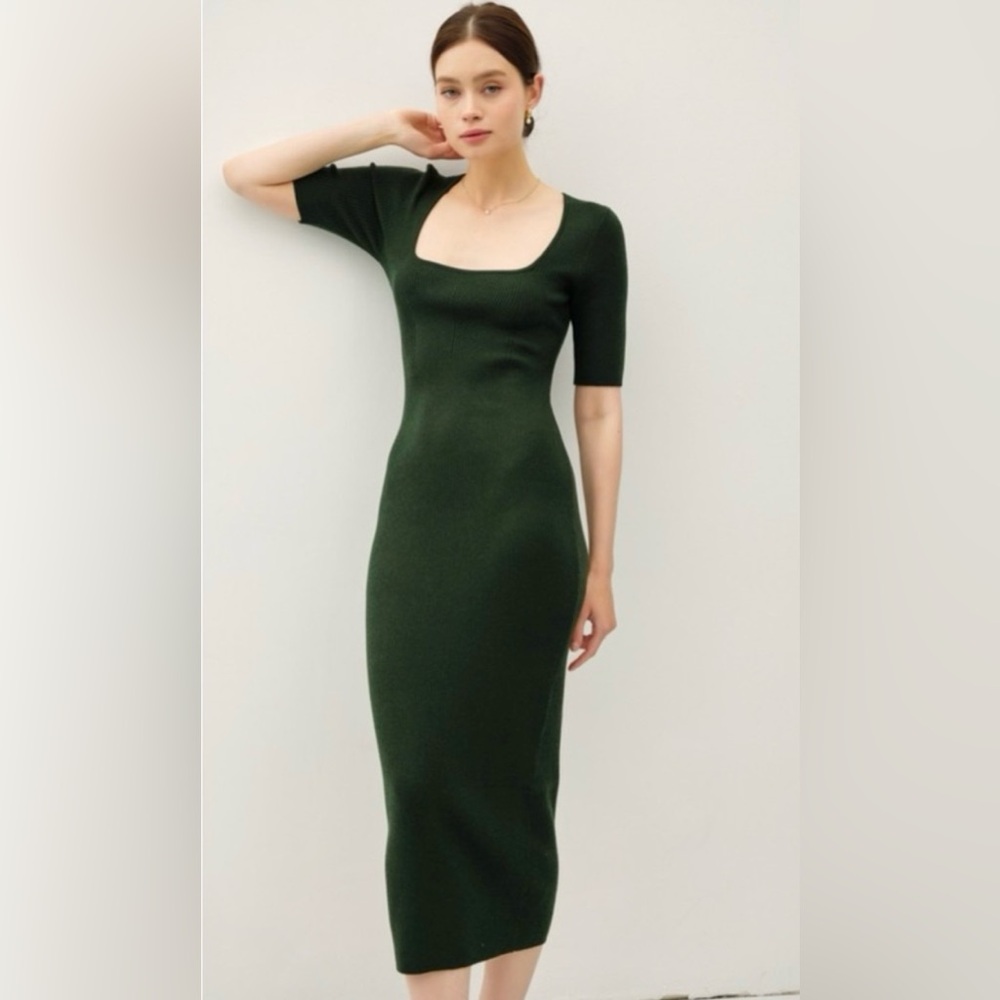 NWT Be Cool Gorgeous Forest Green knit square neck midi dress size M